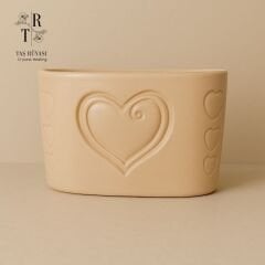 15 cm Kare Beton Saksı – Kalpli Desenli Dekoratif Tasarım